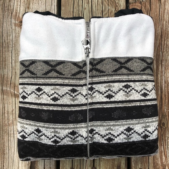 Cabin Fever Hoodie - Picture 9 of 10